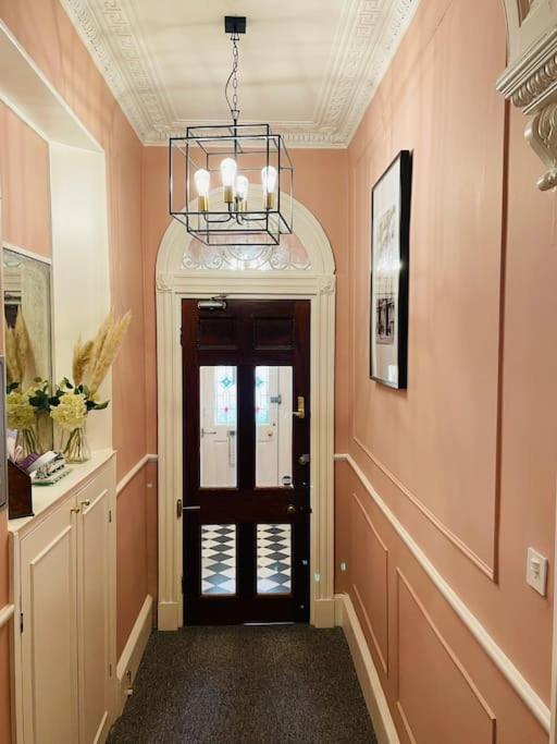 Stunning Seafront Apartment Brighton ภายนอก รูปภาพ